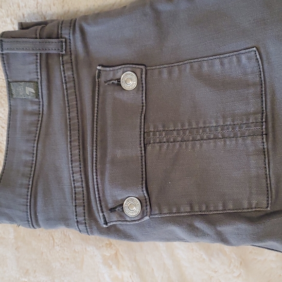 7 For all Mandkind Cargo Pants - Picture 7 of 7